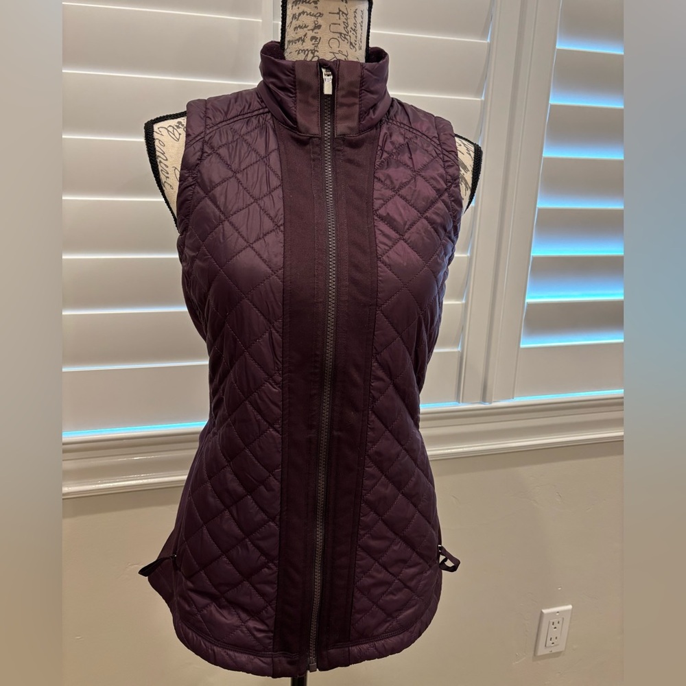 Athleta Plum Quilted Vest